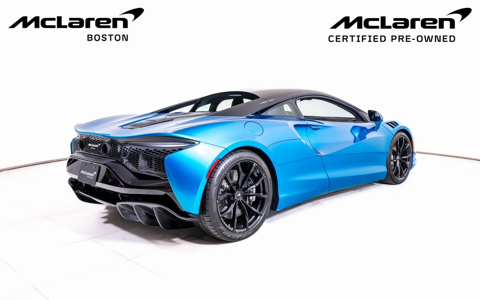 Used 2024 McLaren Artura image 5