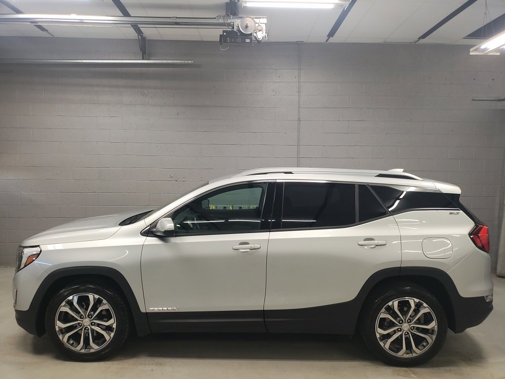 Used 2020 GMC Terrain SLT w/ Preferred Package image 17