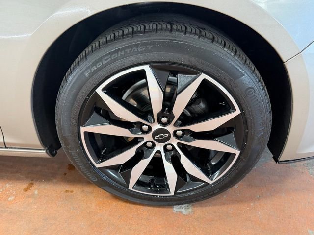Used 2024 Chevrolet Malibu RS FWD image 8