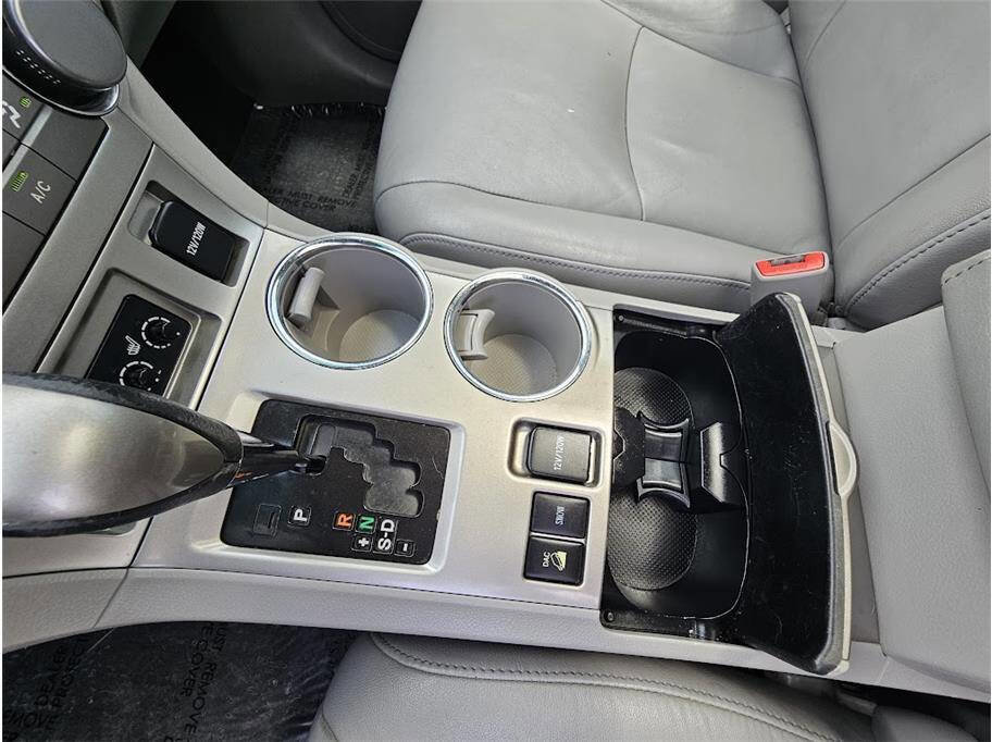 Used 2012 Toyota Highlander SE w/ Tow Pkg AWD/4WD image 29