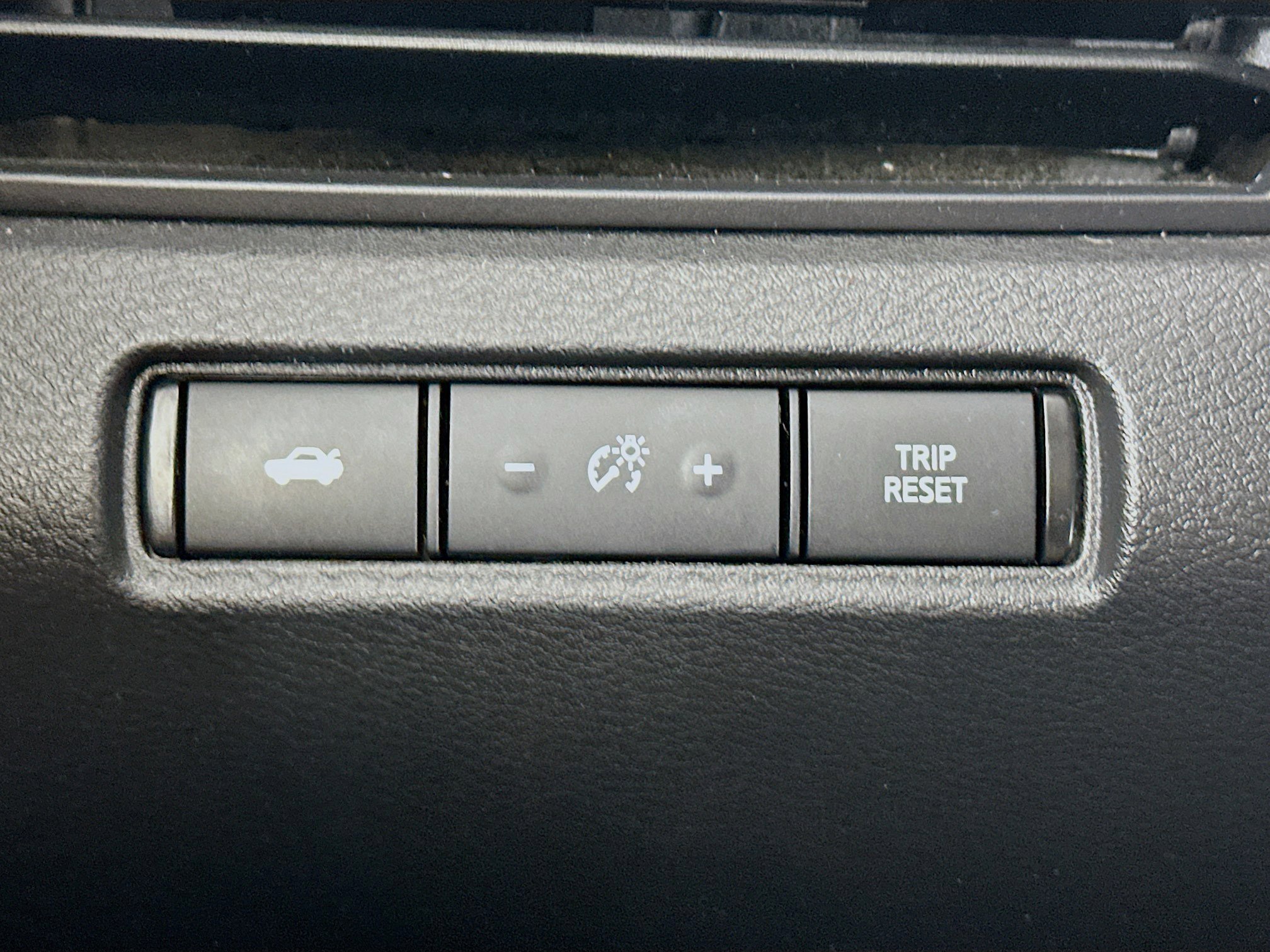 Used 2024 Nissan Altima 2.5 SV image 16