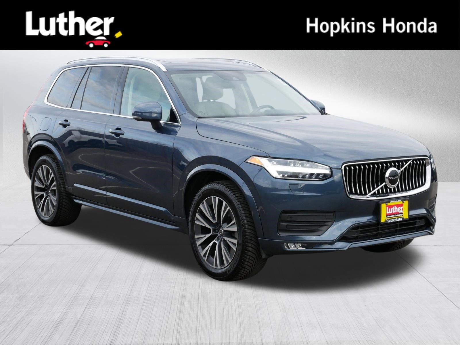 Used 2021 Volvo XC90 T5 Momentum w/ Climate Package