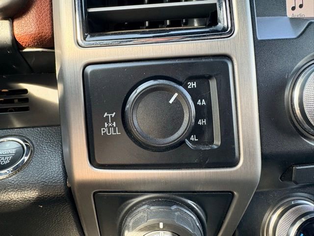 Used 2018 Ford F150 Platinum w/ Equipment Group 701A Luxury image 26