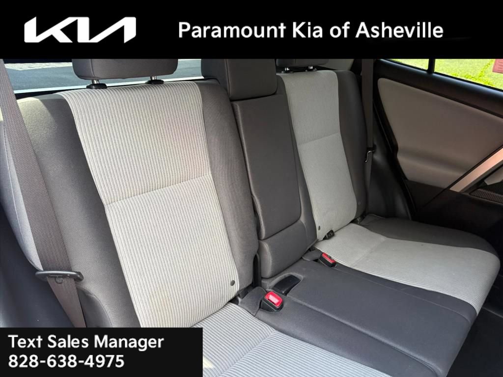 Used 2014 Toyota RAV4 LE FWD image 21