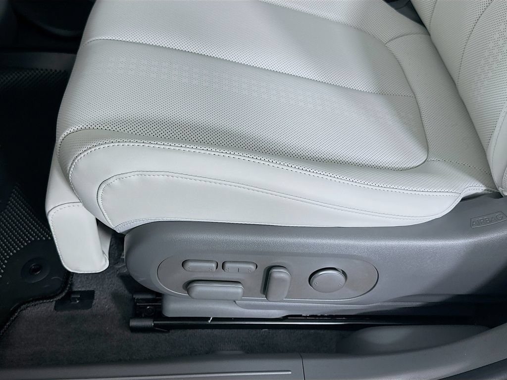 New 2026 Hyundai Ioniq 5 Limited RWD image 21