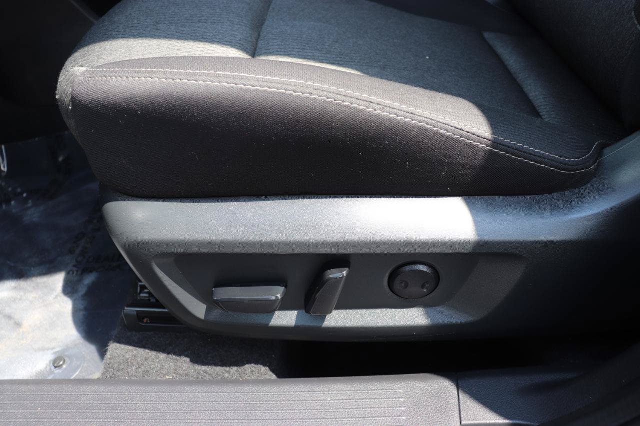 Used 2026 Nissan Rogue SV AWD/4WD image 46