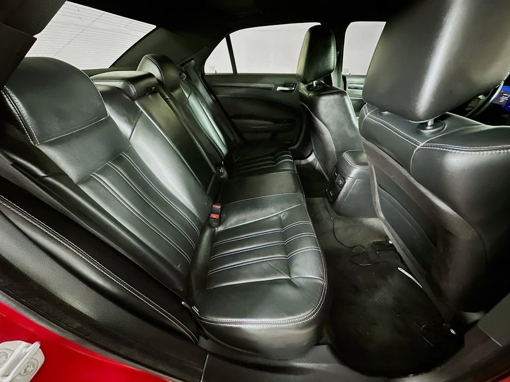 Certified 2016 Chrysler 300 S image 34