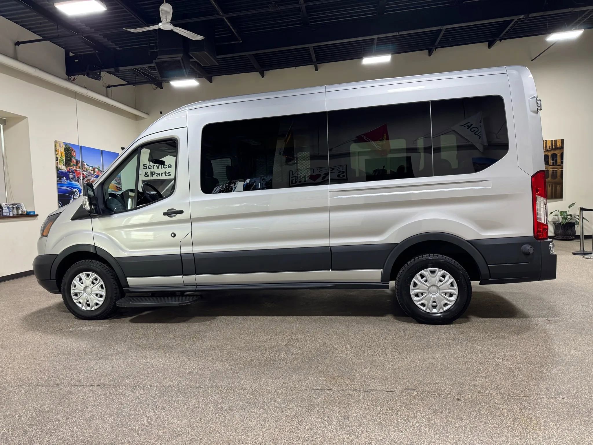 Used 2015 Ford Transit 350 148 Medium Roof image 9