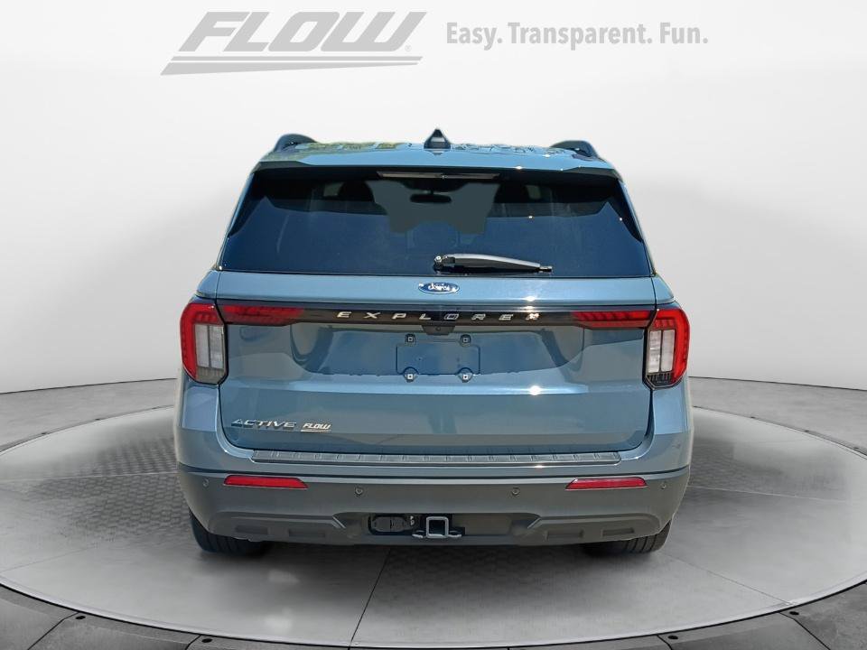 Used 2025 Ford Explorer Active RWD image 8