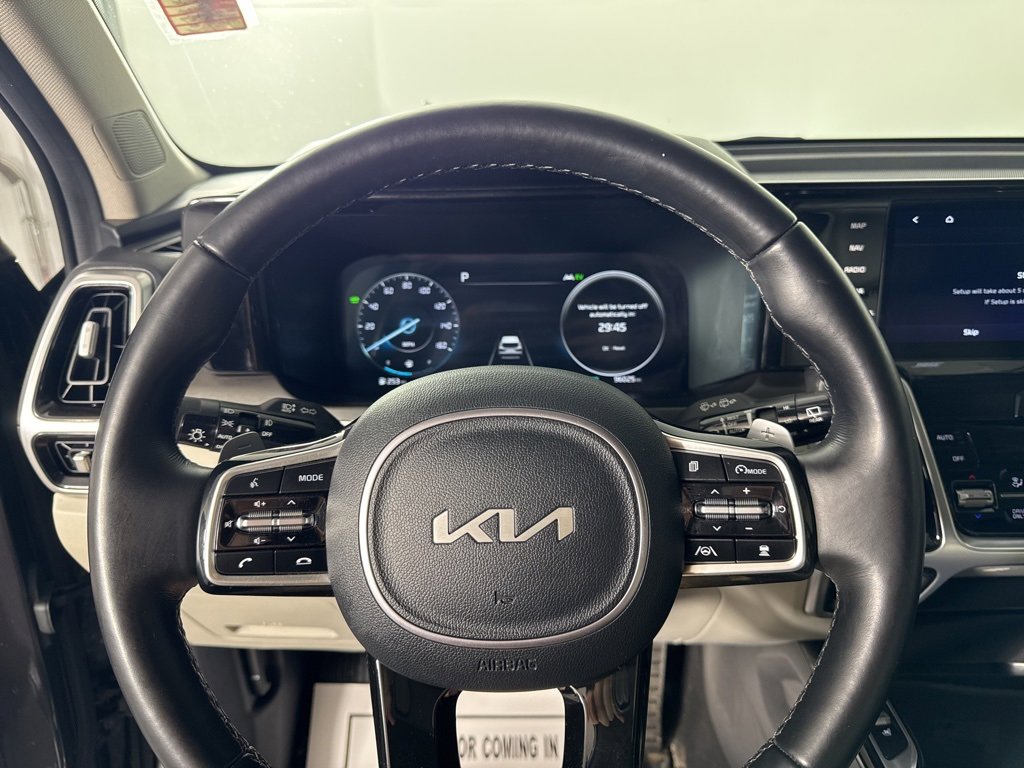 Used 2023 Kia Sorento SX Prestige w/ Panoramic Sunroof Package image 27