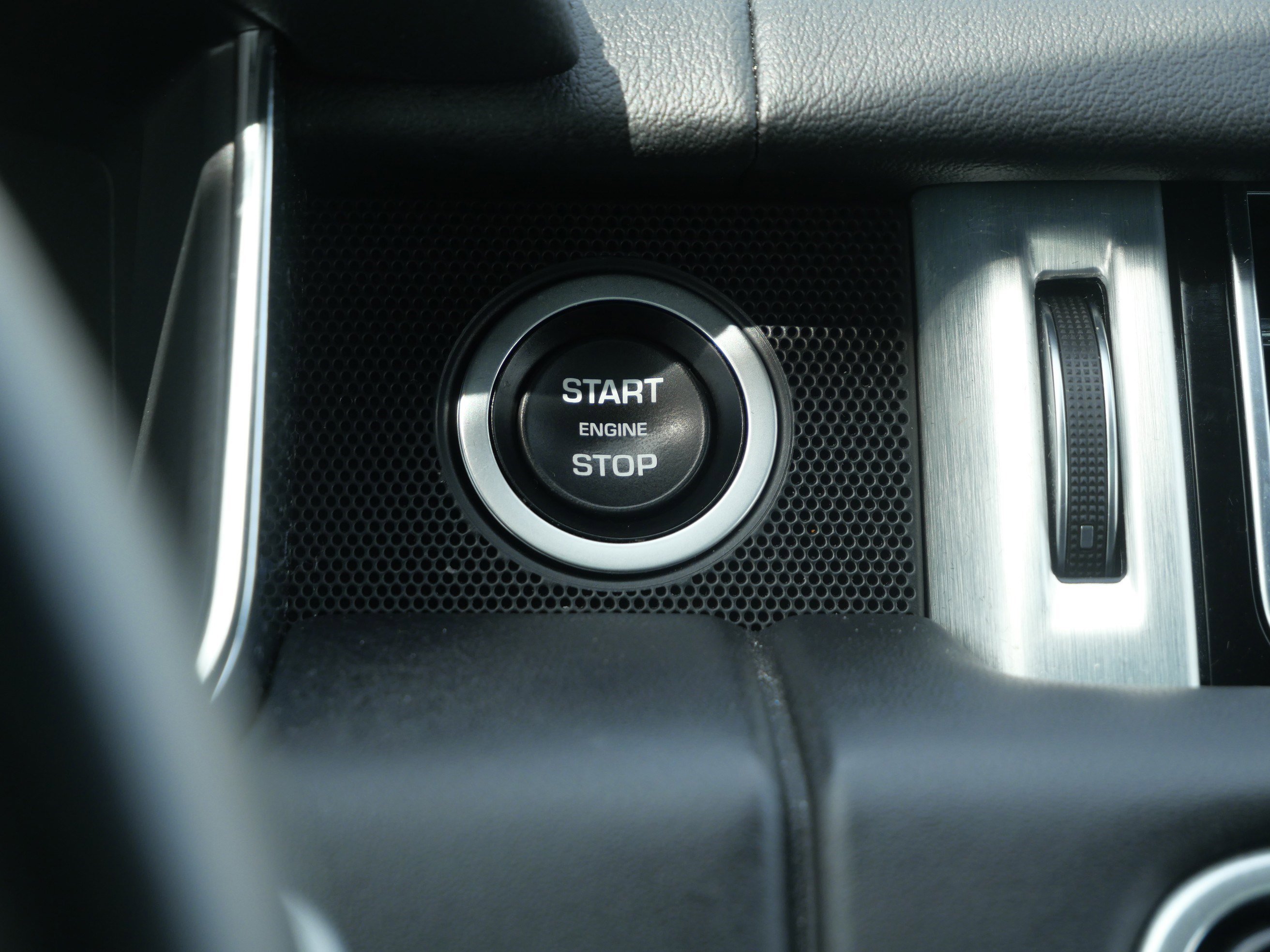 Used 2021 Land Rover Range Rover P525 Westminster Edition LWB image 26