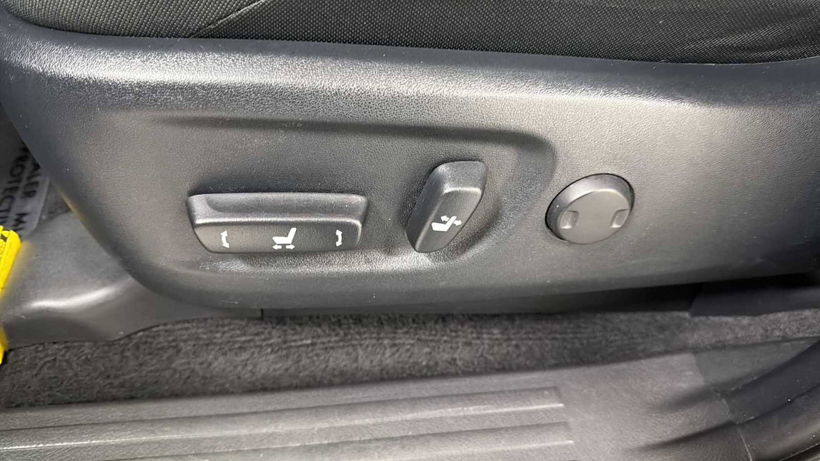 Certified 2023 Toyota 4Runner TRD Off-Road image 14