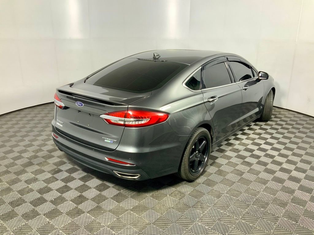 Used 2020 Ford Fusion Titanium AWD/4WD image 19