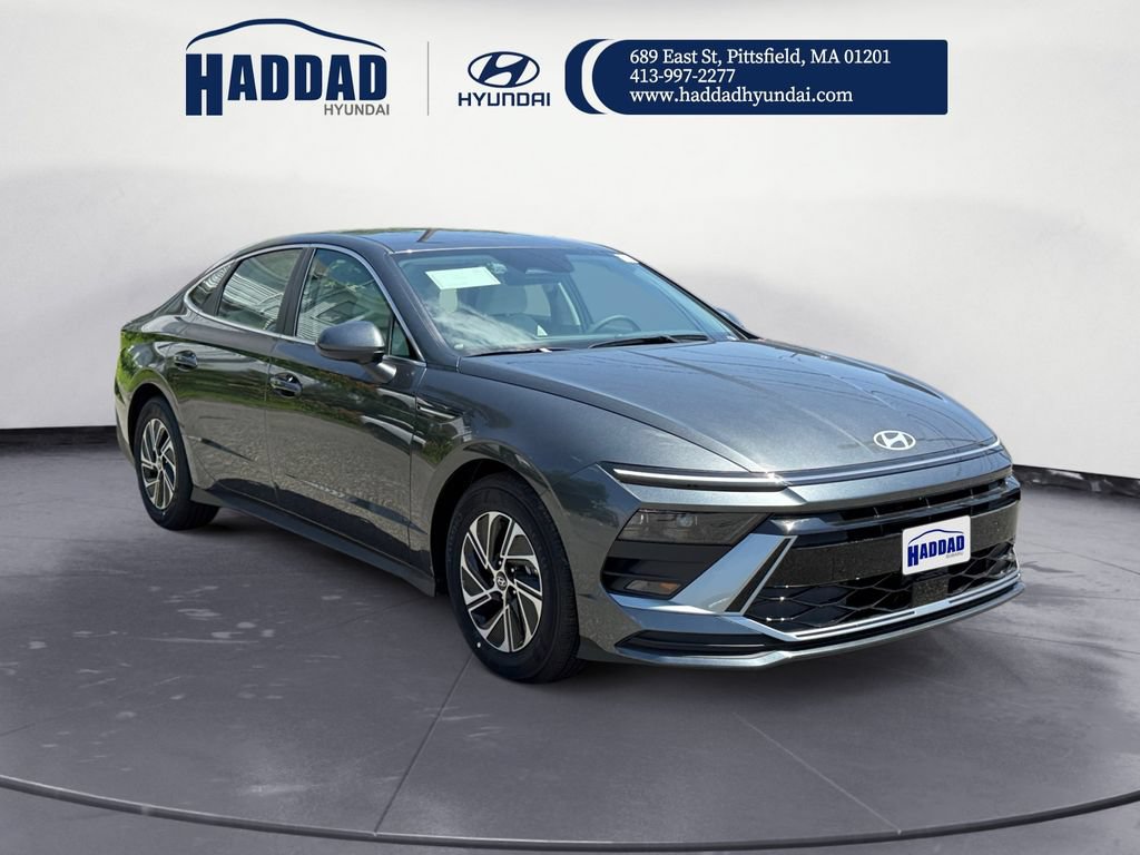 New 2026 Hyundai Sonata Blue FWD image 8