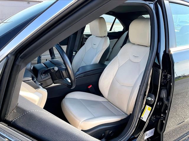 Used 2022 Cadillac CT4 Premium Luxury image 10