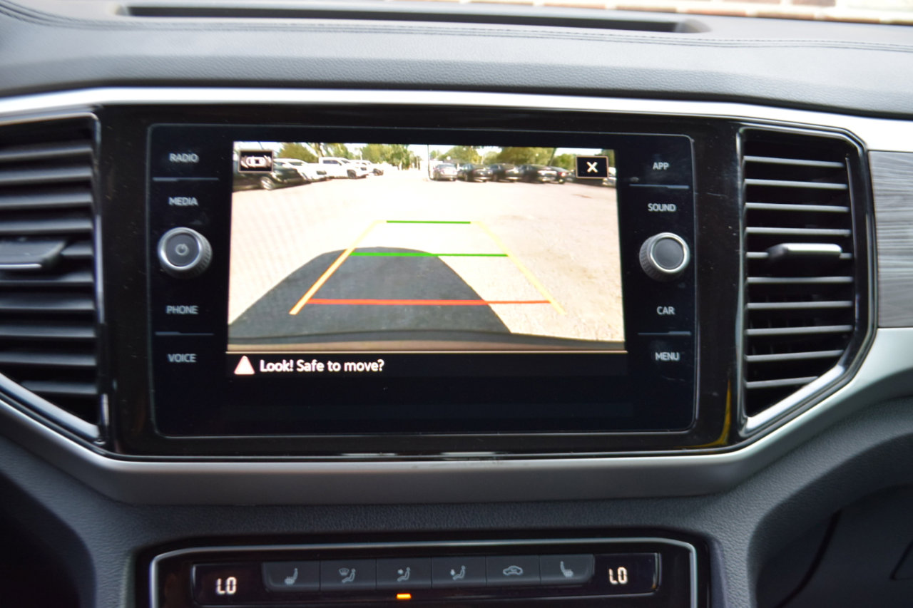 Used 2022 Volkswagen Atlas Cross Sport SE image 22