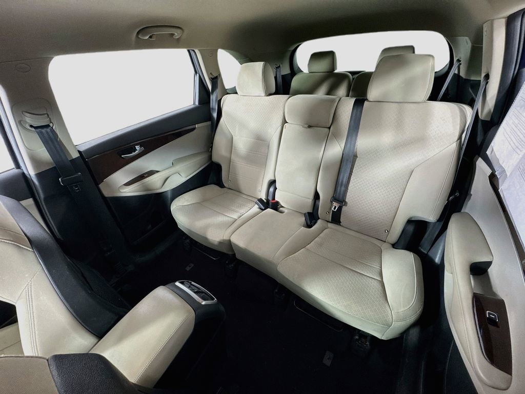 Used 2018 Kia Sorento AWD image 10