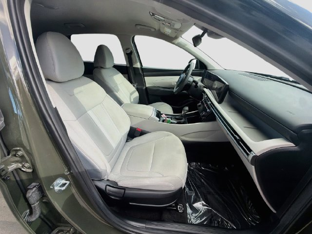 Certified 2025 Hyundai Tucson SEL AWD/4WD image 29