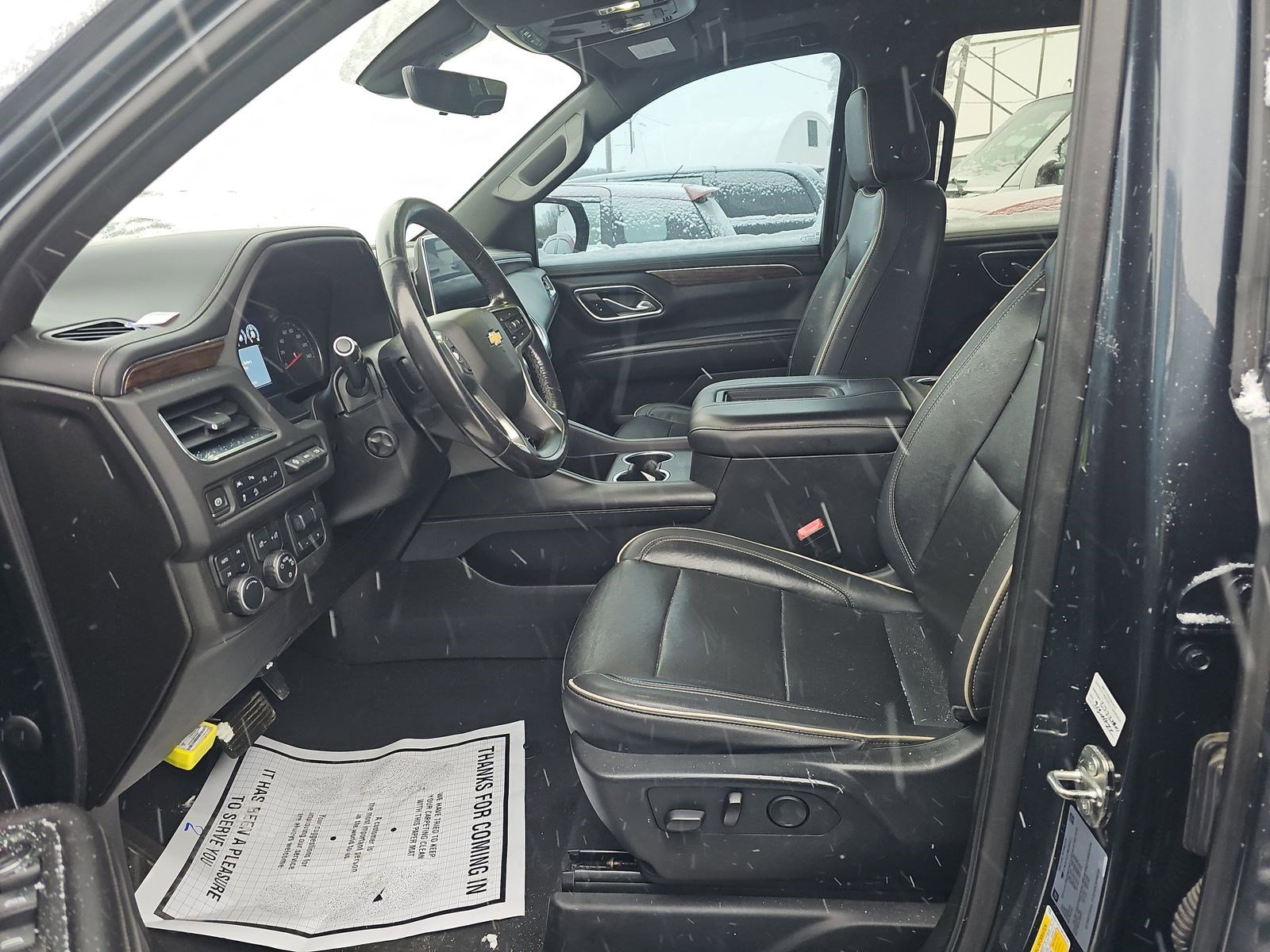 Used 2021 Chevrolet Tahoe Premier w/ Premium Package AWD/4WD image 10