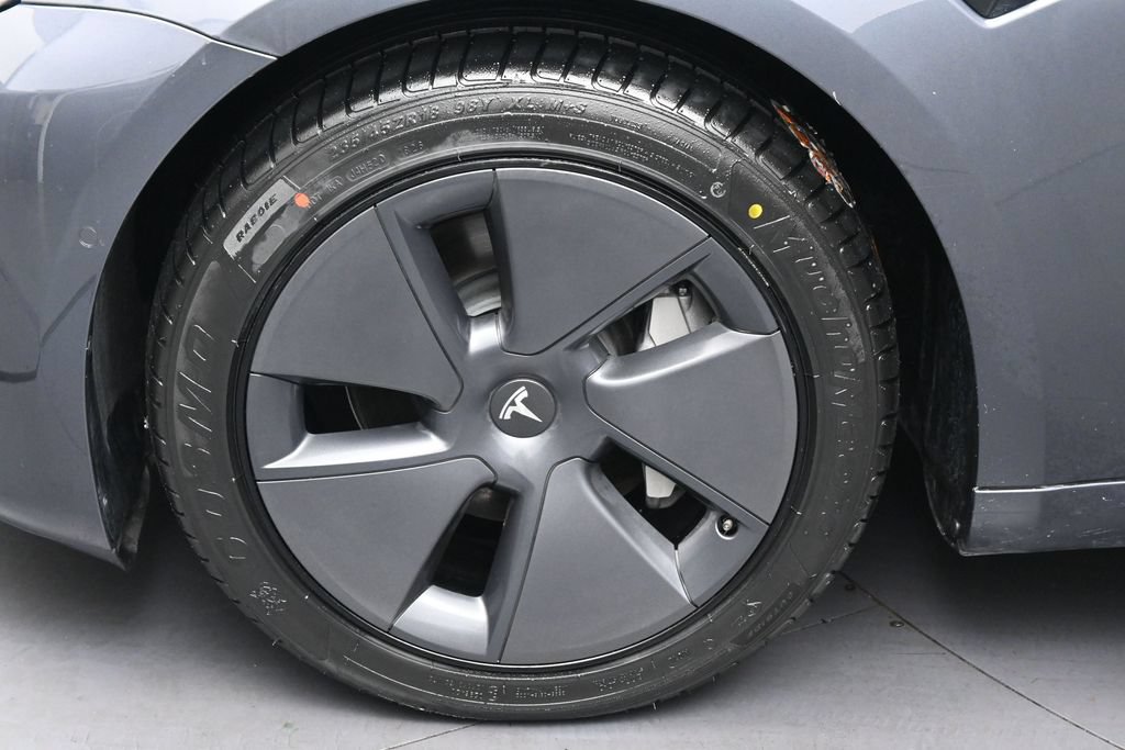 Used 2022 Tesla Model 3 Long Range AWD/4WD image 36