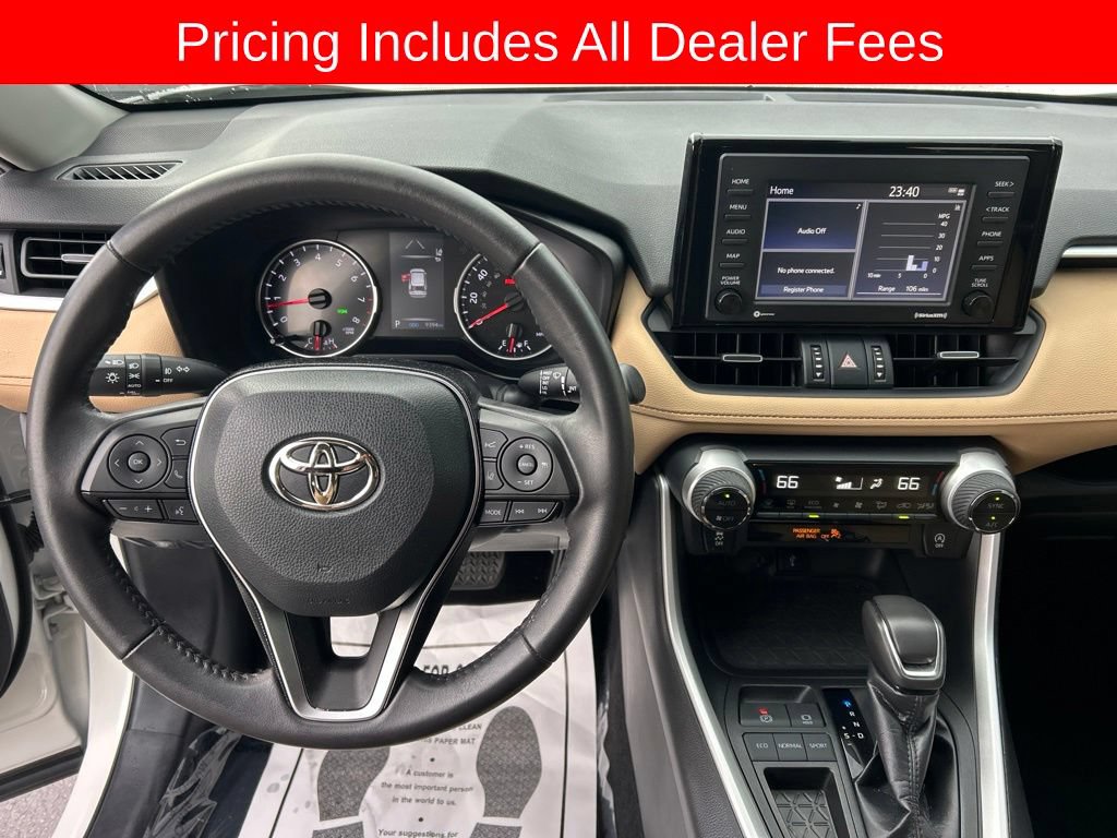 Used 2020 Toyota RAV4 XLE Premium FWD image 6
