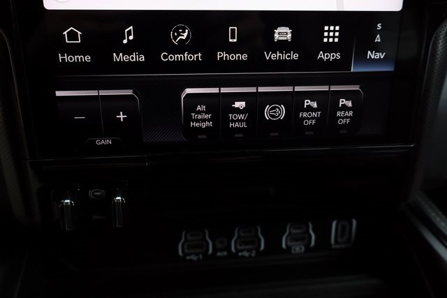 Used 2025 RAM 3500 Limited w/ Max Tow Package image 29