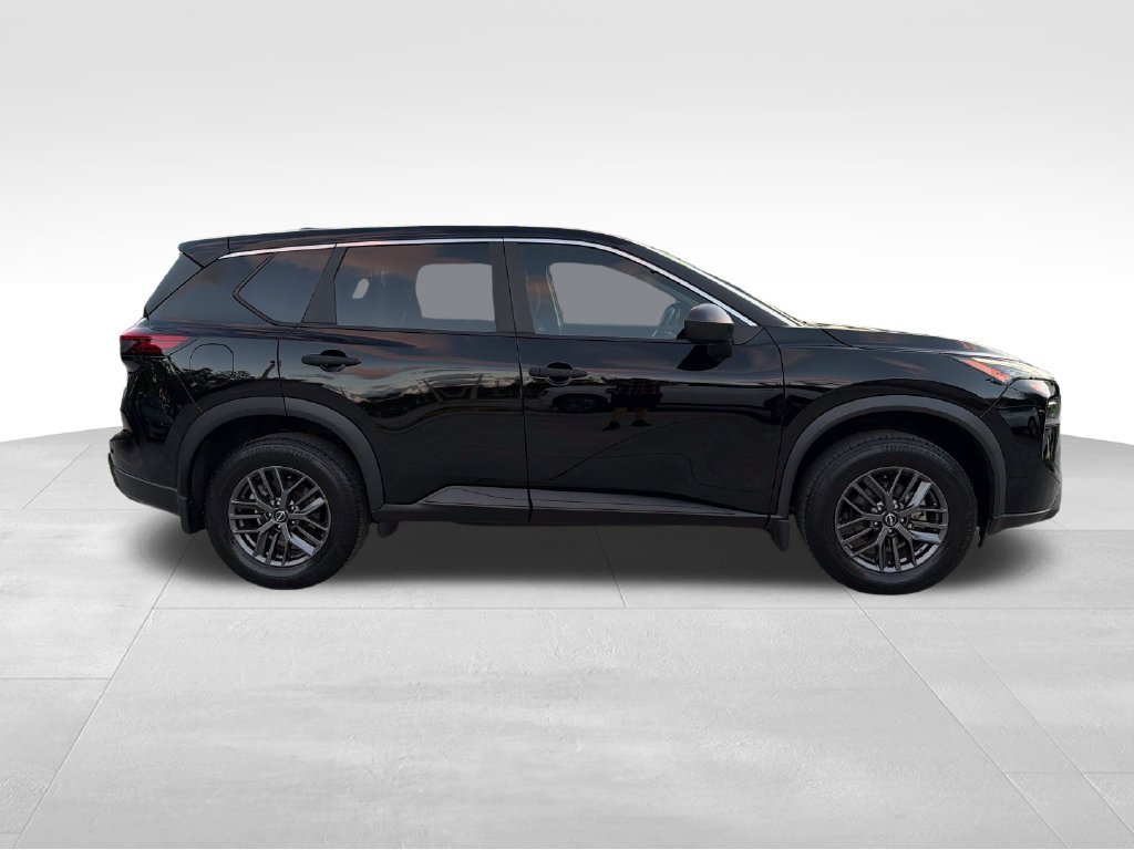 Used 2025 Nissan Rogue S FWD image 8