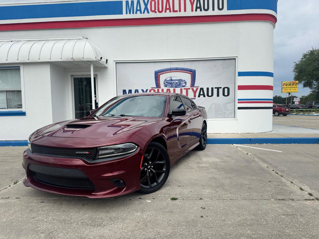 Used 2019 Dodge Charger R/T w/ Driver Confidence Group RWD image 2