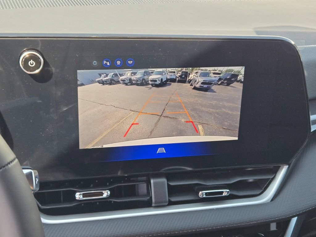 New 2027 Chevrolet Equinox LT FWD image 24