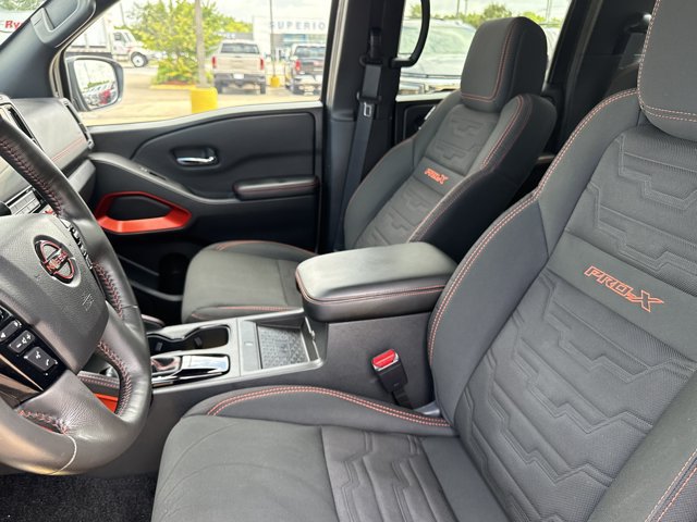 Used 2025 Nissan Frontier Pro-X w/ Pro Convenience Package RWD image 5