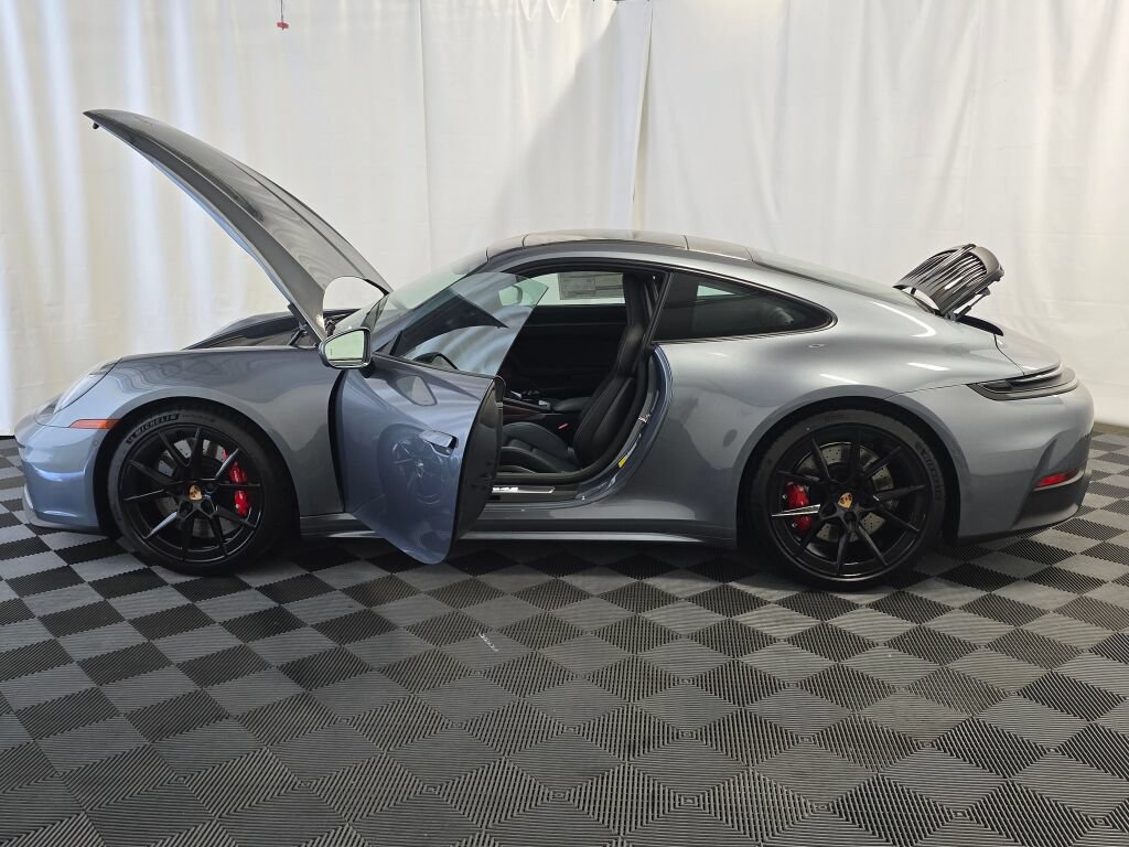 New 2026 Porsche 911 Carrera 4S AWD/4WD image 12