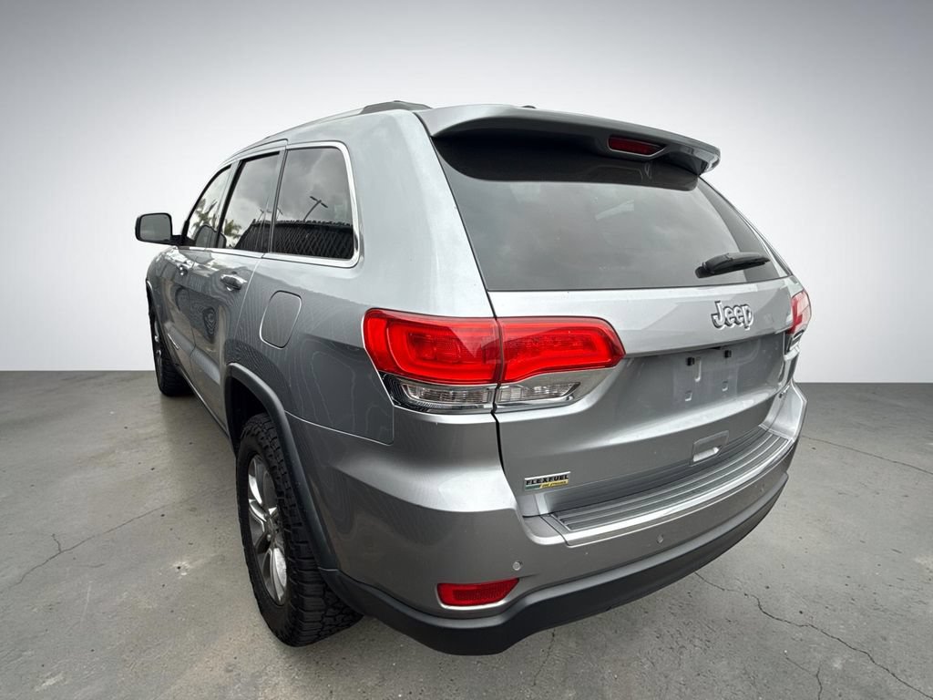 Used 2015 Jeep Grand Cherokee Limited w/ Luxury Group II RWD image 3