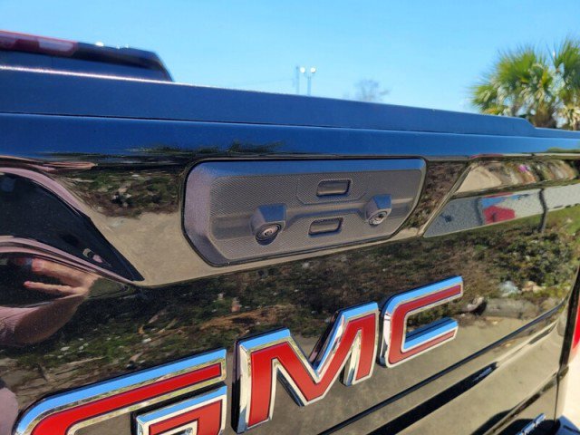 Used 2024 GMC Sierra 1500 Denali w/ Technology Package image 7