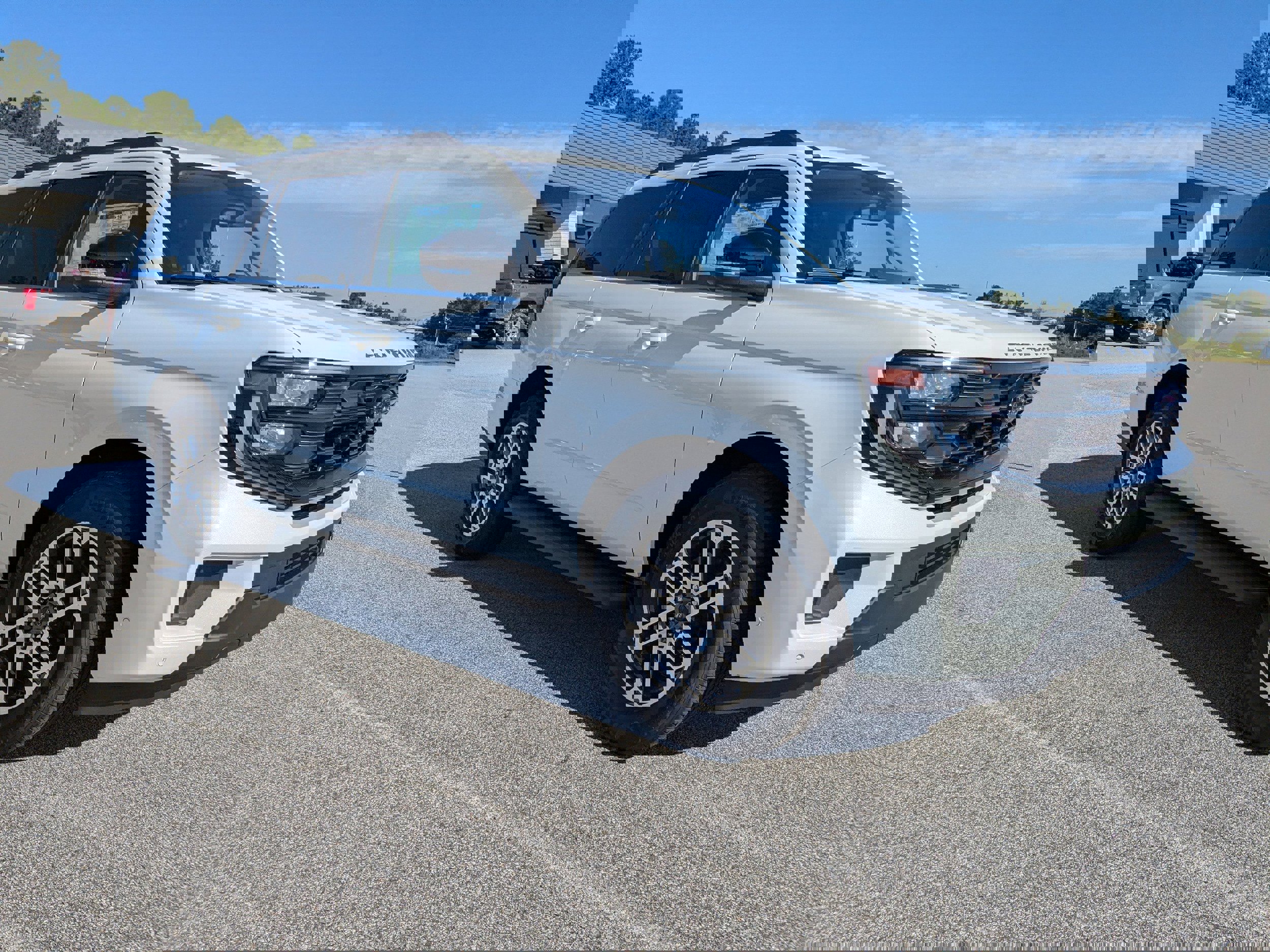New 2025 Ford Expedition Active image 2