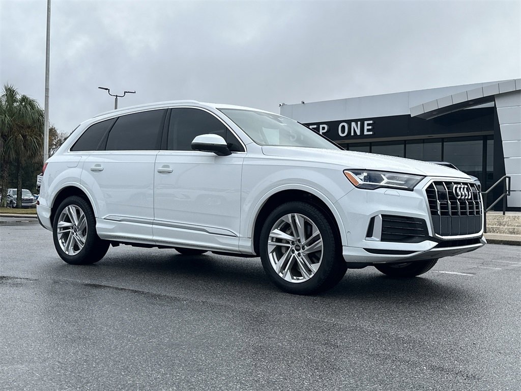 Used 2023 Audi Q7 2.0T Premium w/ Convenience Package image 9