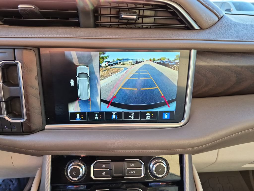 Used 2022 GMC Yukon XL Denali AWD/4WD image 30