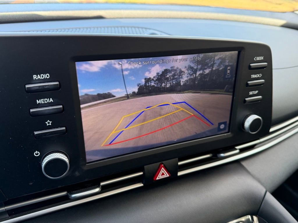 Used 2022 Hyundai Elantra SEL w/ Preferred Accessory Package image 20