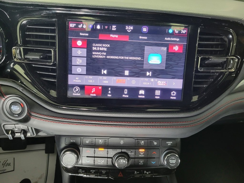 Used 2024 Dodge Durango GT image 16