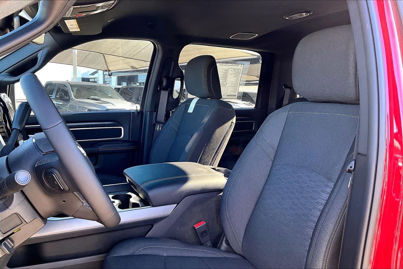 New 2026 RAM 2500 Lone Star AWD/4WD image 10