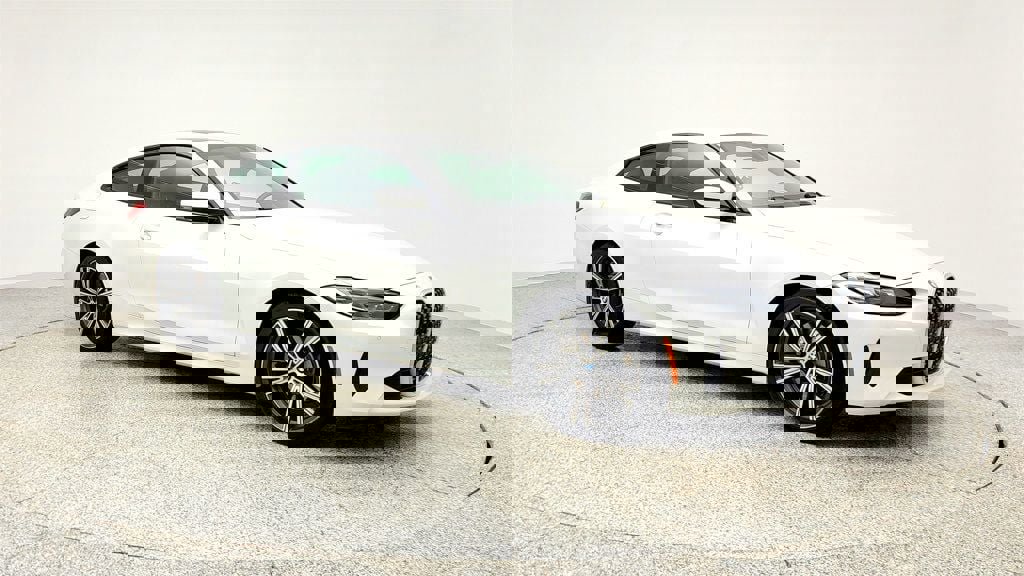 Used 2021 BMW 430i xDrive Coupe w/ Convenience Package image 3