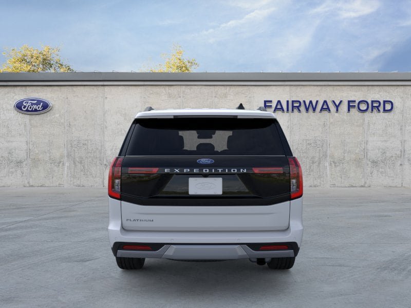New 2026 Ford Expedition Platinum w/ Driver's Package AWD/4WD image 5