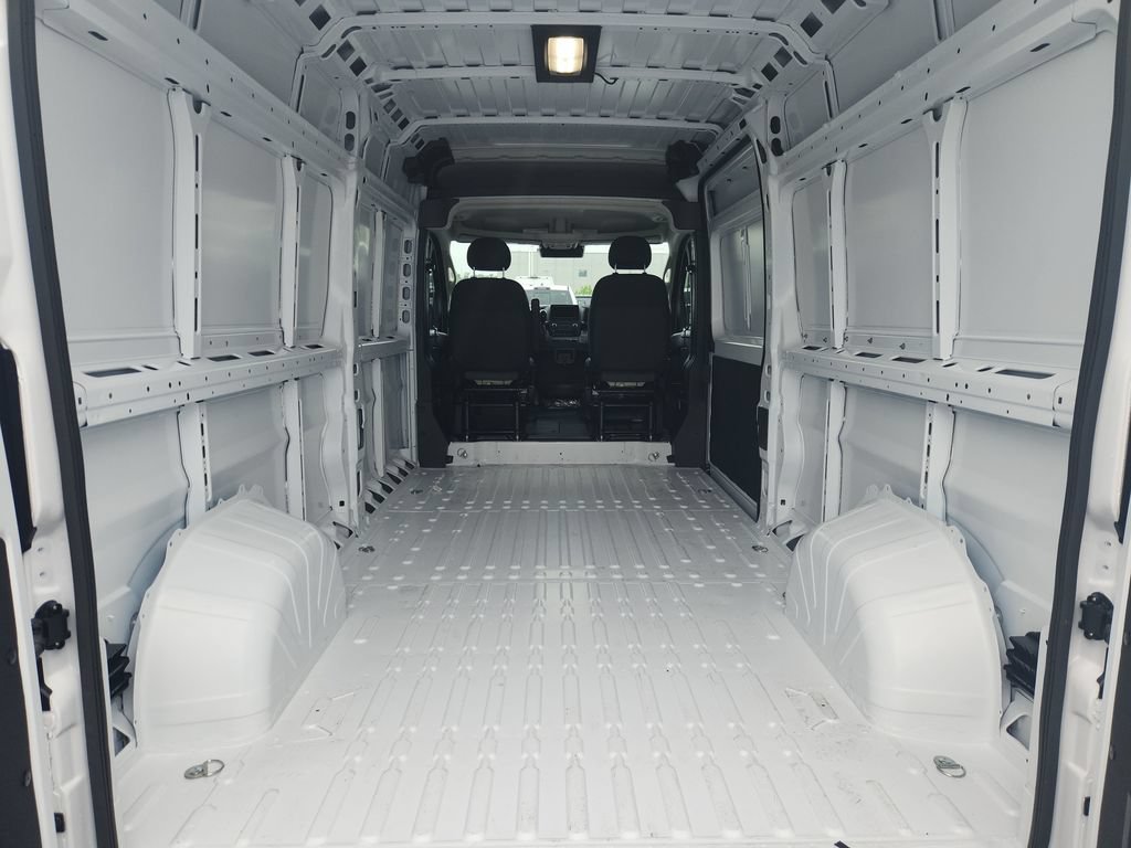 New 2026 RAM ProMaster 2500 w/ Convenience Group FWD image 22