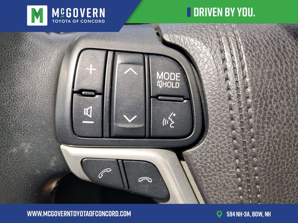 Used 2018 Toyota Highlander Limited Platinum AWD/4WD image 23