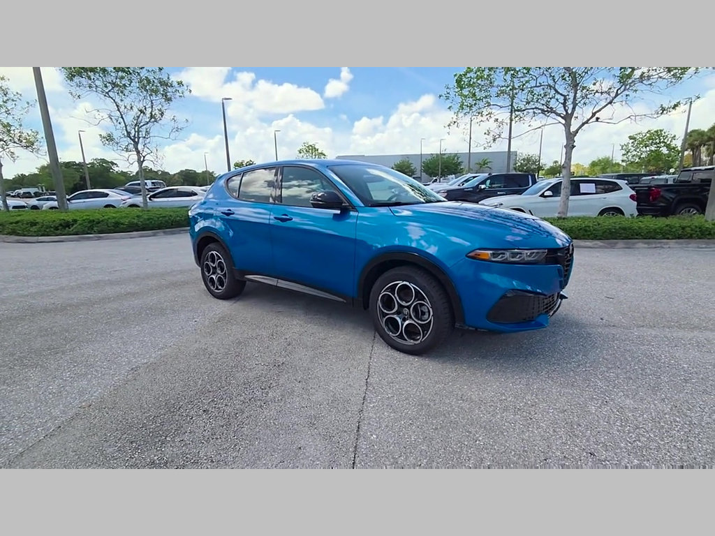 New 2026 Alfa Romeo Tonale w/ Active Assist Package AWD/4WD image 40