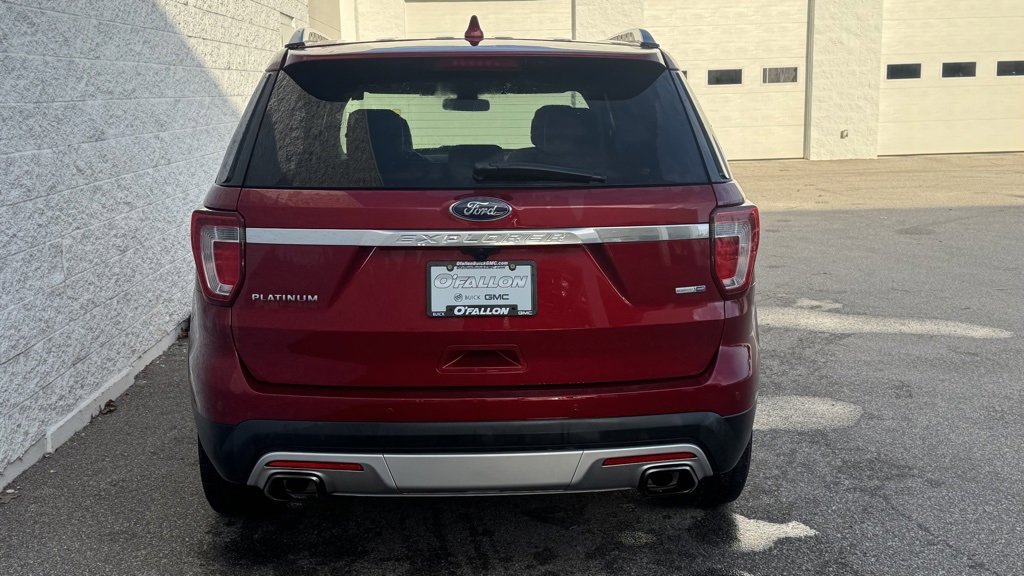Used 2017 Ford Explorer Platinum image 8