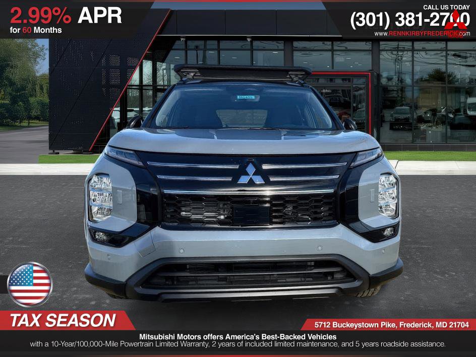 Used 2026 Mitsubishi Outlander Trail Edition image 3