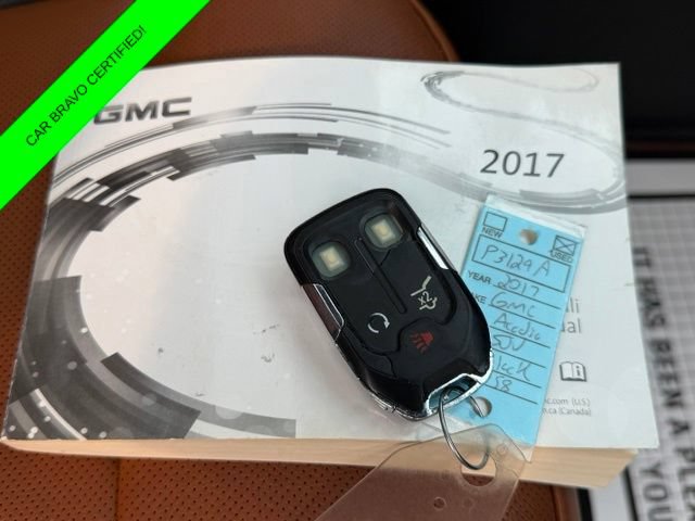 Certified 2017 GMC Acadia SLT AWD/4WD image 38