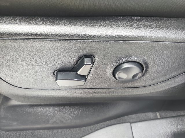 Used 2025 RAM 1500 Big Horn AWD/4WD image 21