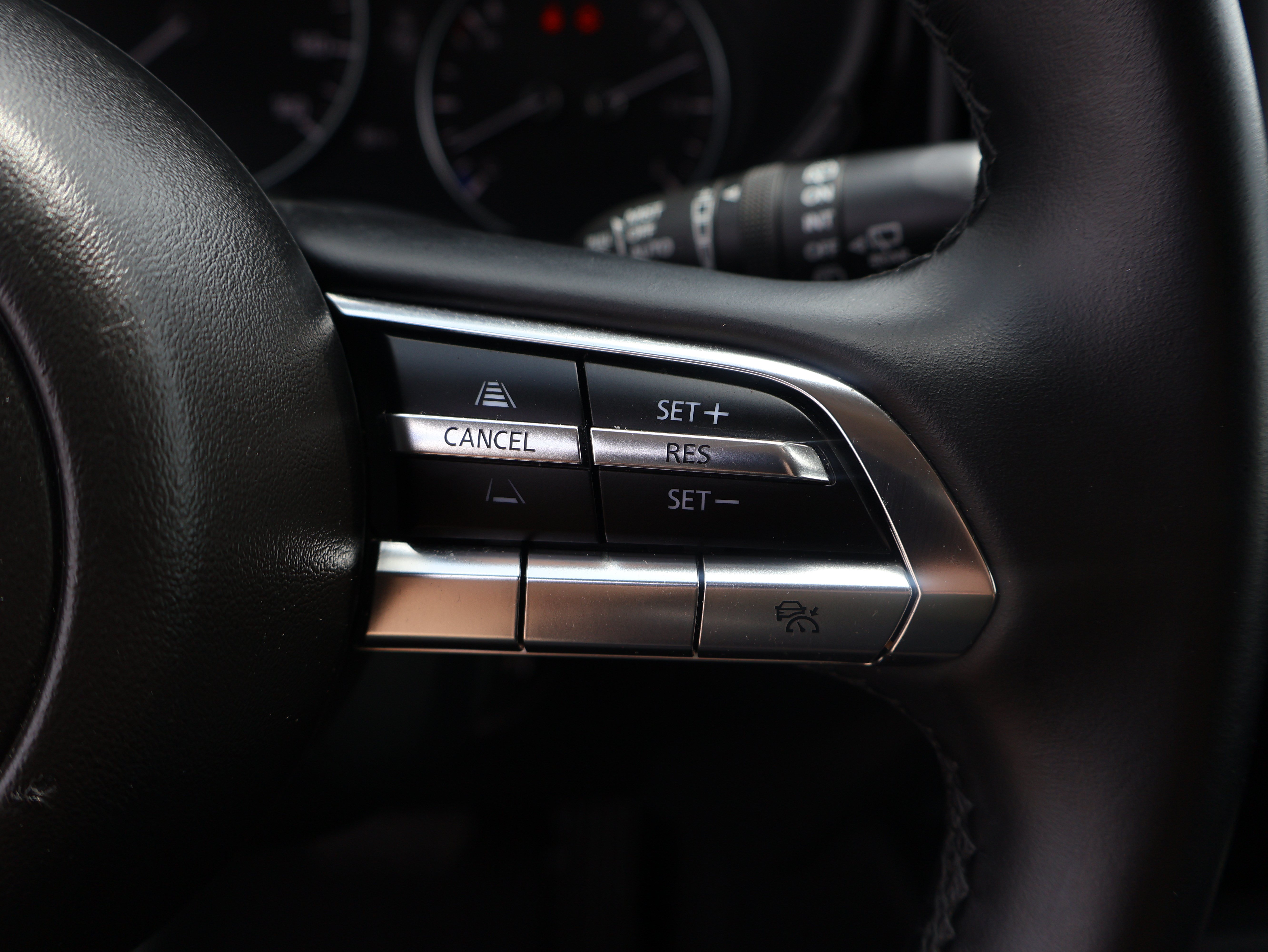 Used 2025 MAZDA CX-50 AWD 2.5 Hybrid w/ Premium Pkg image 34