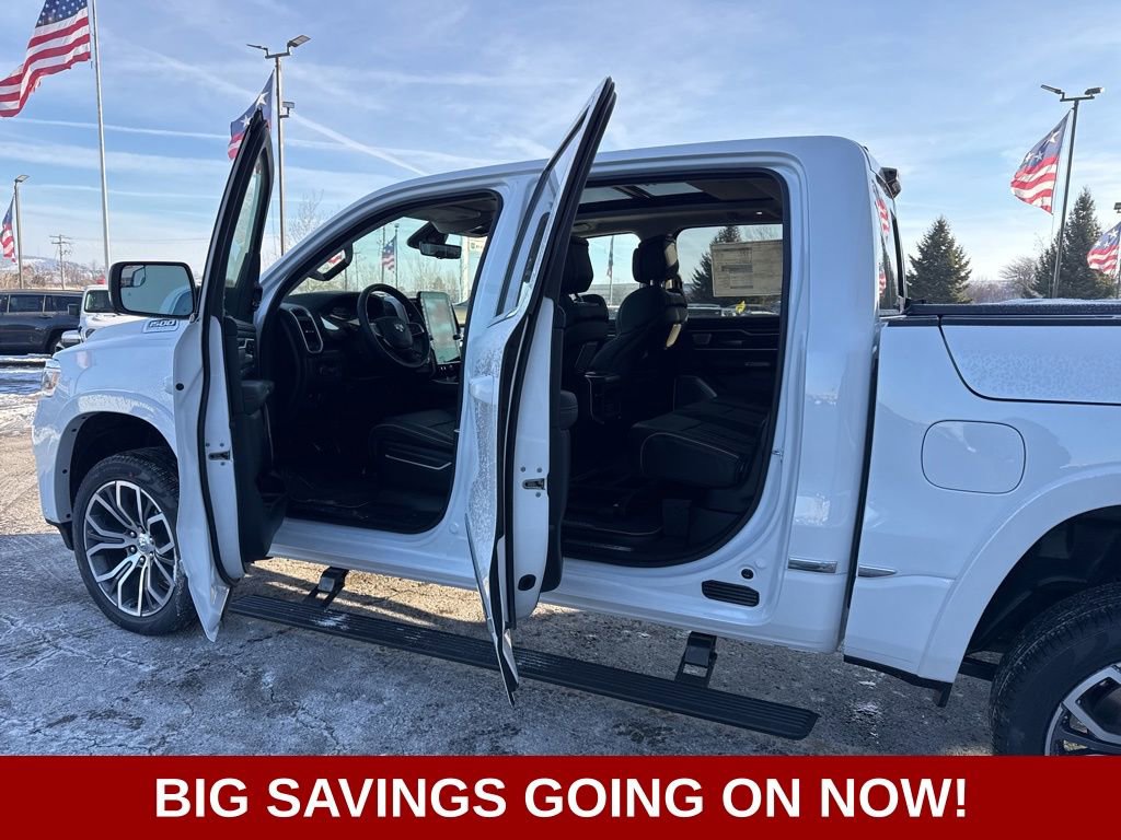 New 2026 RAM 1500 Tungsten w/ Trailer Tow Group AWD/4WD image 17
